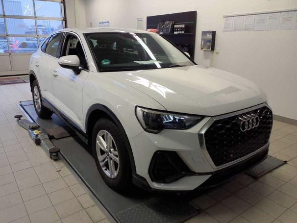 Audi Q3 45 TFSIe S tronic Sportback 180 kW image number 8