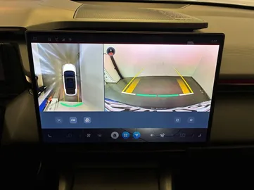 Car image 21