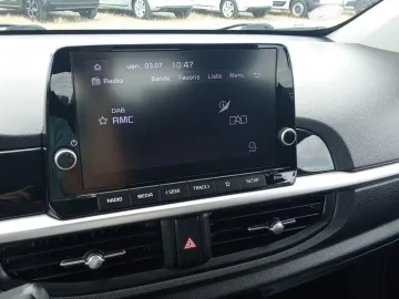 Car image 39