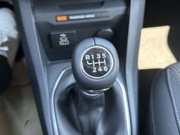 Car image 25