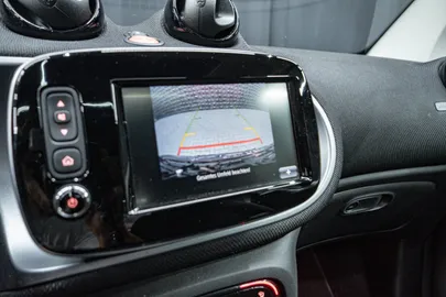 Car image 27