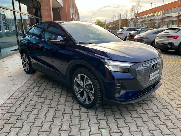 Audi Q4 35 e-tron S-line Sportback 125 kW image number 3