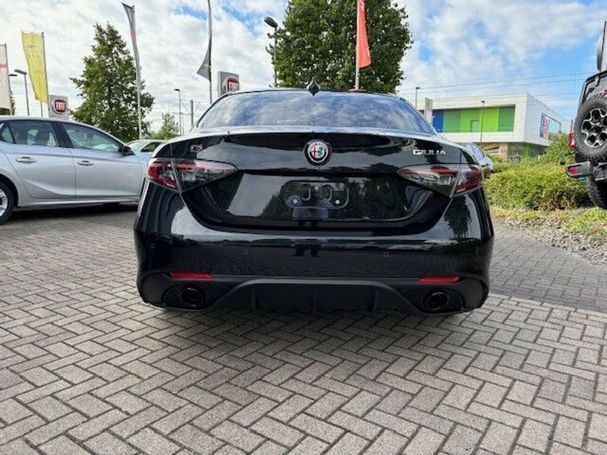 Alfa Romeo Giulia 2.0 Turbo 16V Veloce 206 kW image number 3