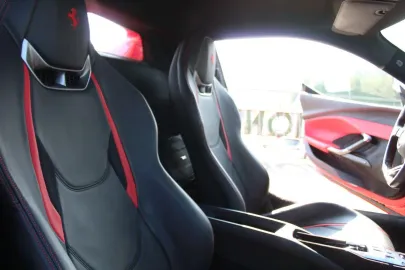 Car image 27