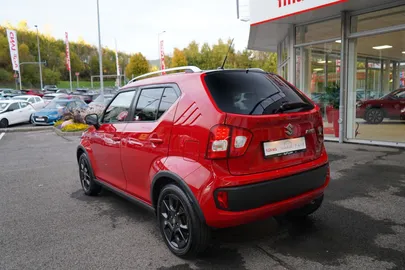 Car image 5