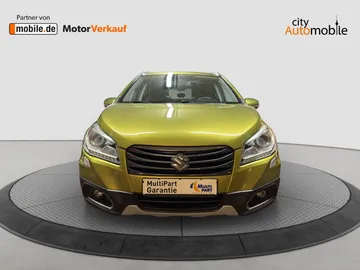 Car image 3