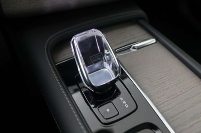 Car image 37