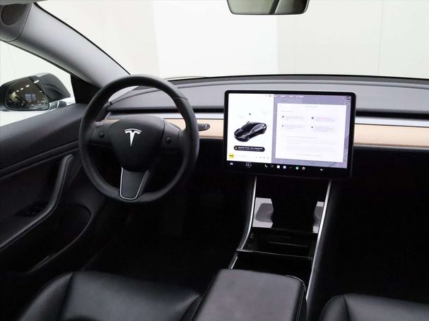 Tesla Model 3 60 Plus 225 kW image number 5