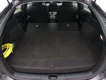 Car image 37