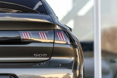Car image 42