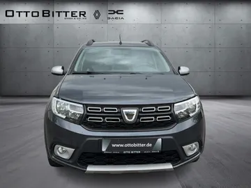 Car image 2