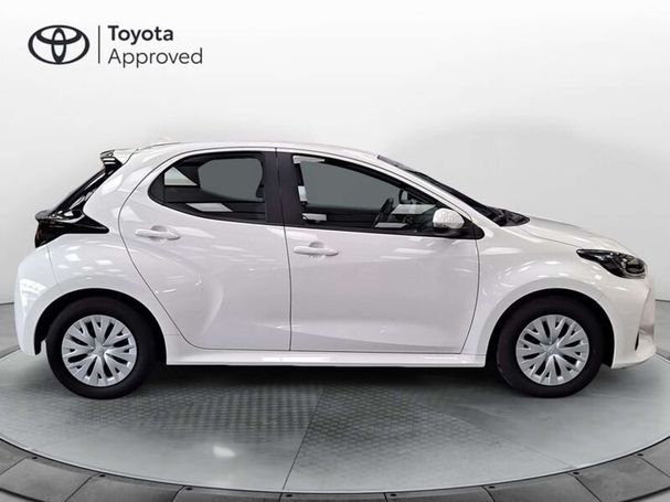 Toyota Yaris 1.5 Hybrid Business 85 kW image number 15