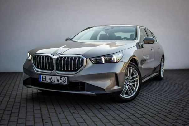 BMW 520d xDrive 145 kW image number 1