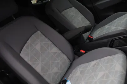 Car image 41