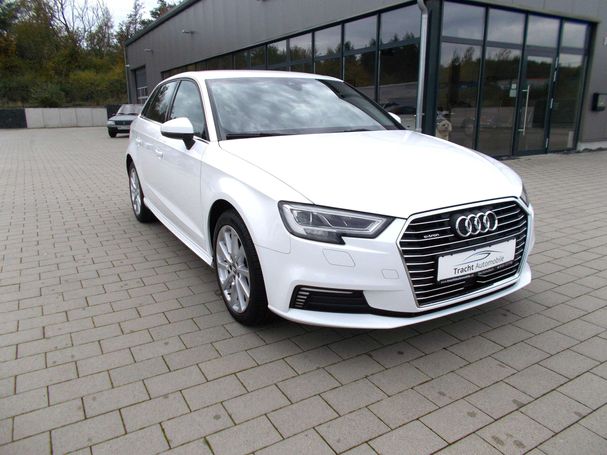 Audi A3 40 e-tron 150 kW image number 2