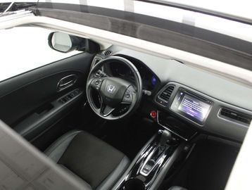 Car image 31