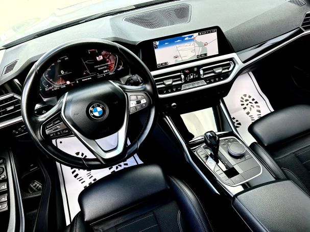 BMW 320d Touring Sport Line 140 kW image number 32