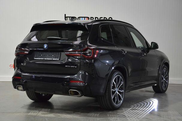 BMW X3 xDrive30e 215 kW image number 4