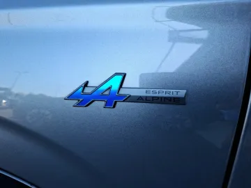 Car image 22