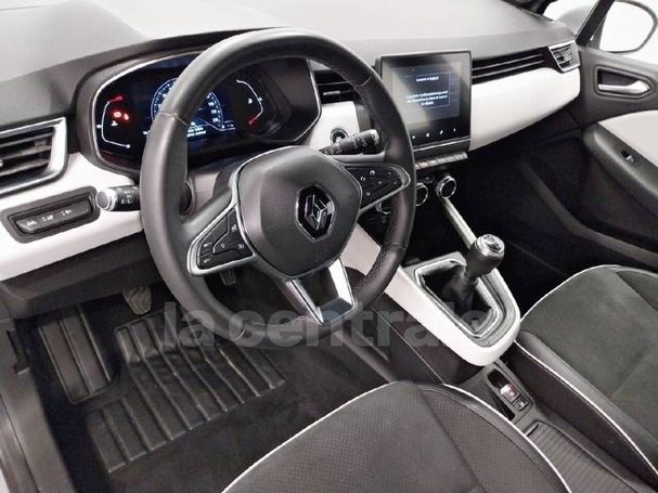 Renault Clio TCe 90 Intens 66 kW image number 8