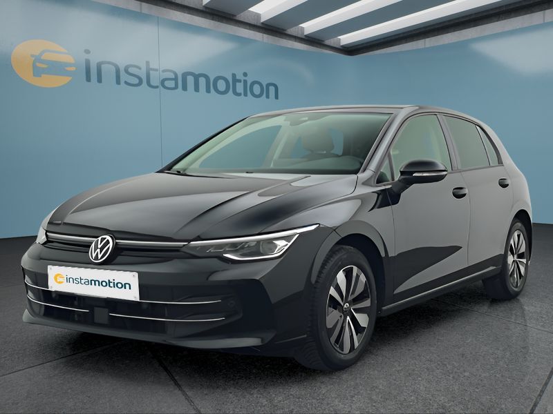 Volkswagen Golf 8 2.0