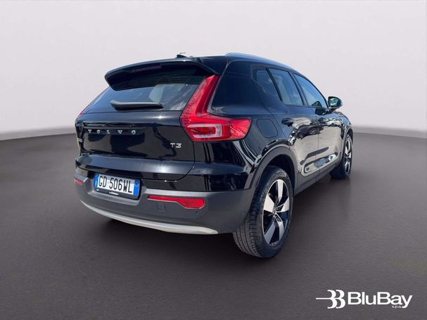 Volvo XC40 T3 Geartronic Momentum 120 kW image number 10