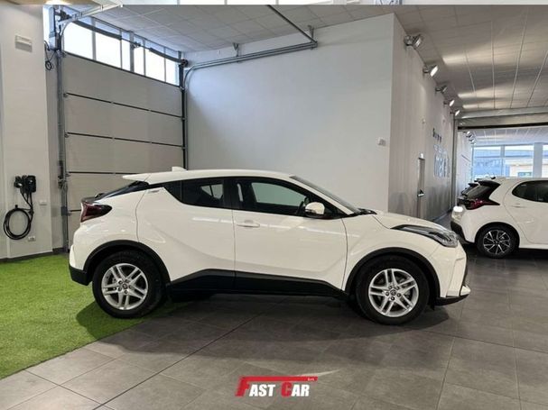 Toyota C-HR 1.8 Hybrid 90 kW image number 4