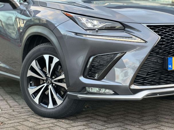 Lexus NX 300 h AWD 145 kW image number 10