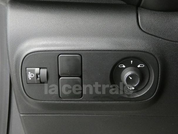 Citroen C3 Pure Tech 83 S&S C-Series 61 kW image number 3