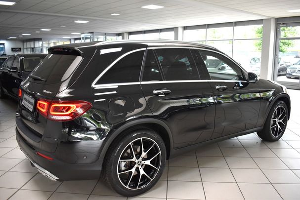 Mercedes-Benz GLC 300 de 225 kW image number 51