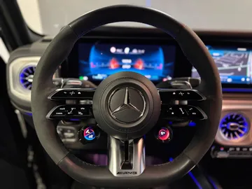 Car image 40