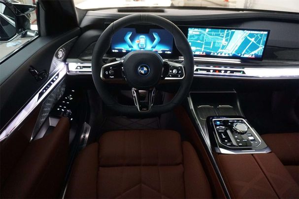 BMW i7 M70 xDrive 484 kW image number 12