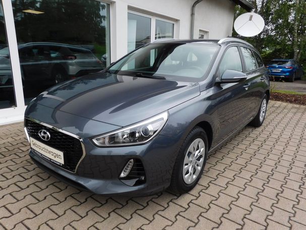 Hyundai i30 1.0 T-GDI Family+ 88 kW image number 1