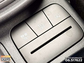 Car image 26