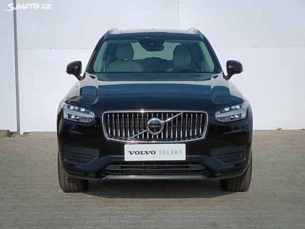 Volvo XC90 AWD Momentum Pro B5 184 kW image number 3