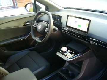 Car image 23