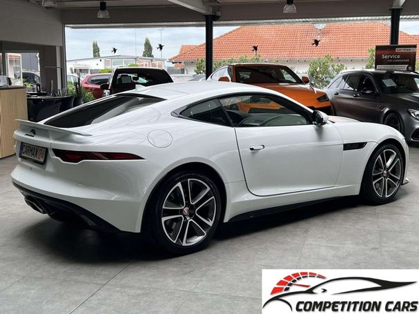 Jaguar F-Type 2.0 R-Dynamic 221 kW image number 2