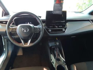 Car image 11