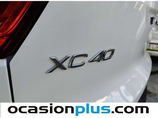 Volvo XC40 T2 Core 95 kW image number 6