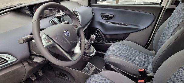 Lancia Ypsilon 51 kW image number 18