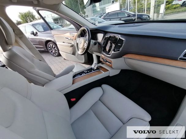 Volvo XC90 AWD 173 kW image number 14