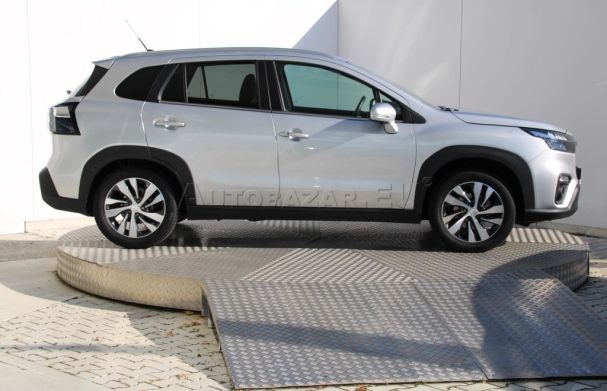 Suzuki SX4 S-Cross 95 kW image number 7