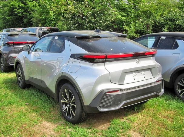 Toyota C-HR 2.0 Hybrid 145 kW image number 4