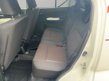 Car image 14