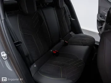 Car image 37