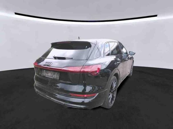 Audi e-tron 50 S-line 230 kW image number 3