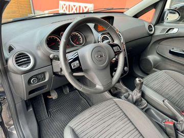 Car image 11