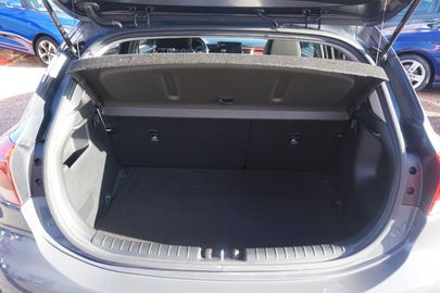 Car image 27