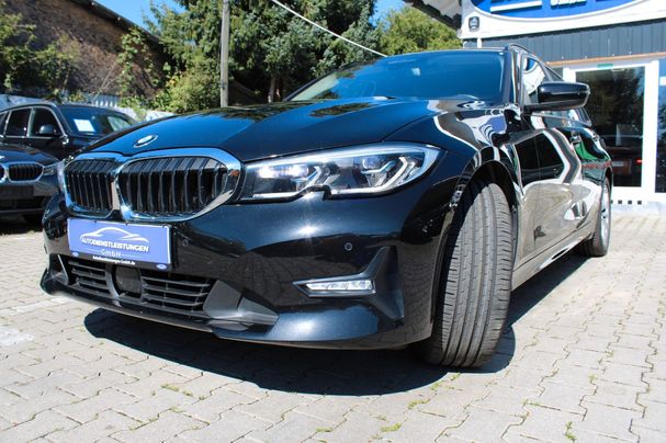 BMW 320d Touring 140 kW image number 8