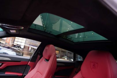 Car image 33